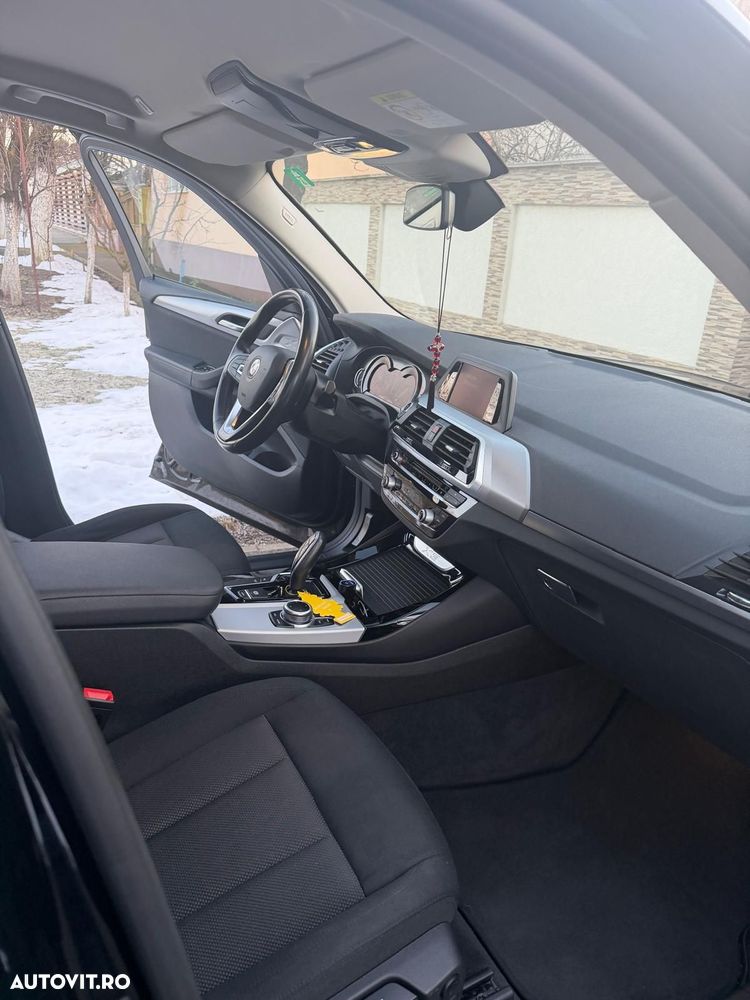 BMW X3 xDrive20d Aut. - 7