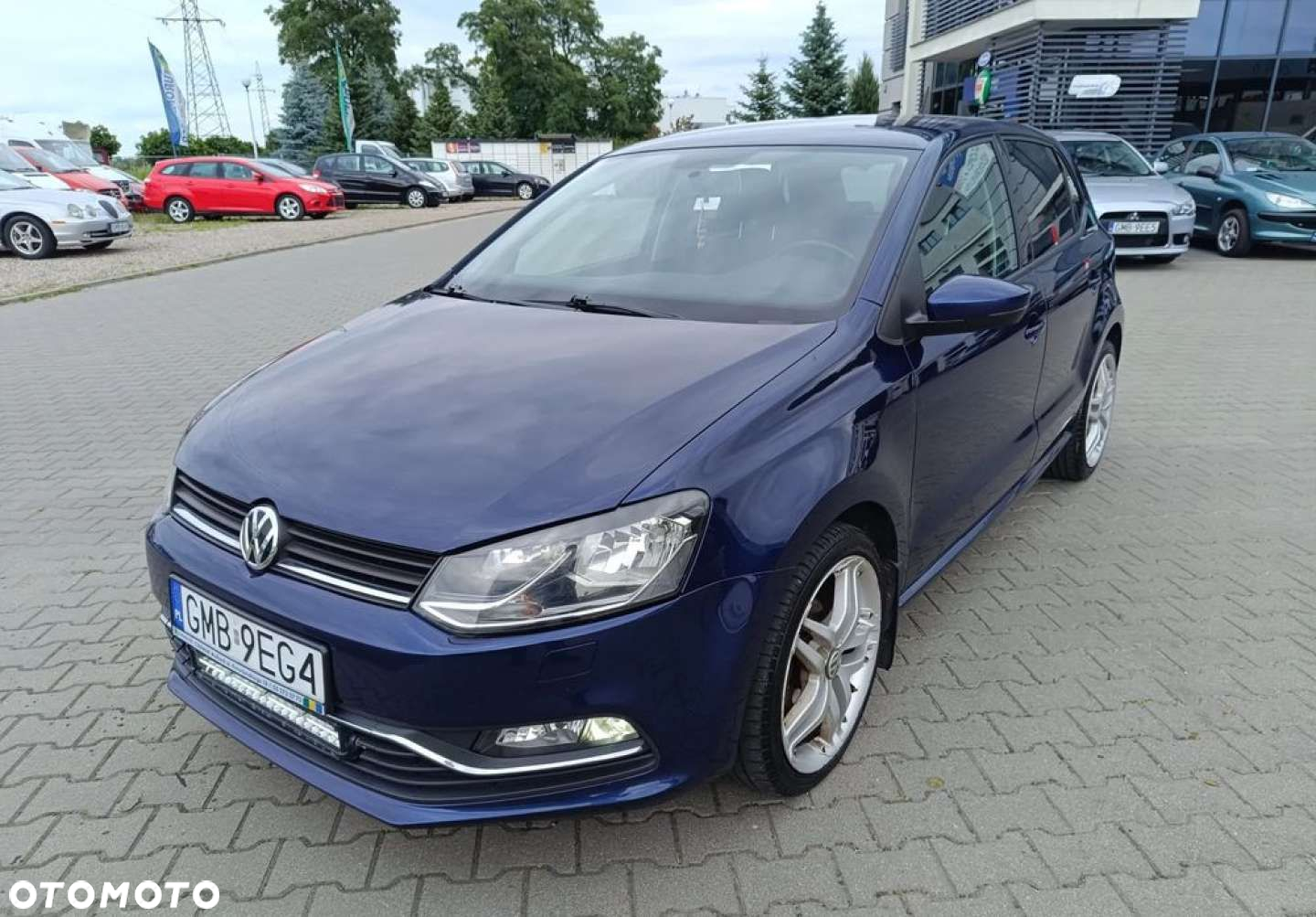 Volkswagen Polo - 2
