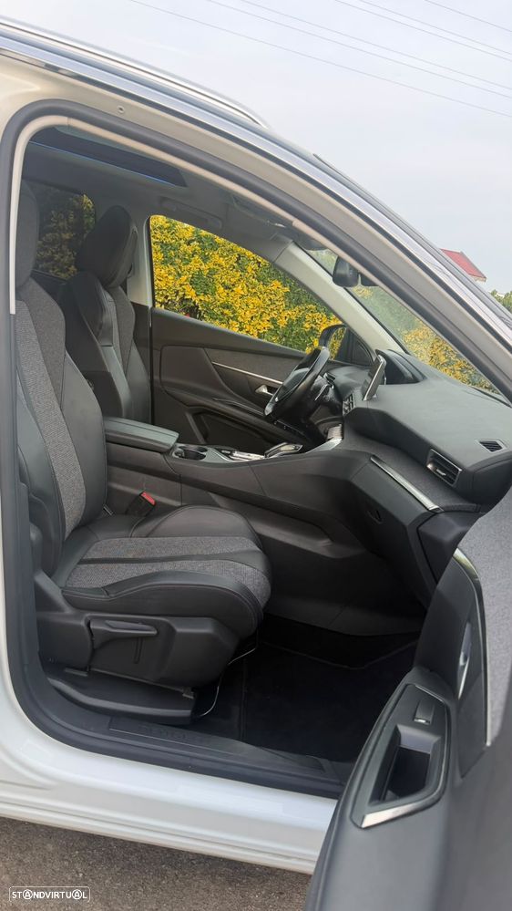 Peugeot 5008 1.5 BlueHDi Allure EAT8 - 6