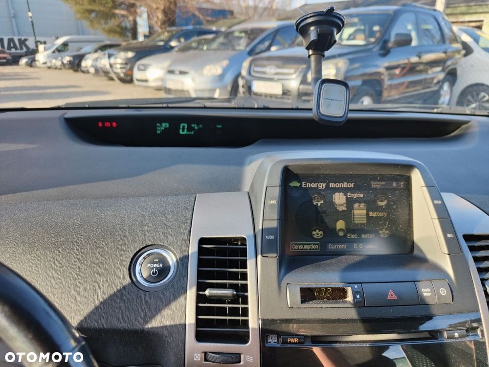 Toyota Prius - 8