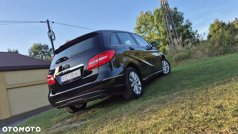 Mercedes-Benz Klasa B 180 BlueEFFICIENCY Edition - 3