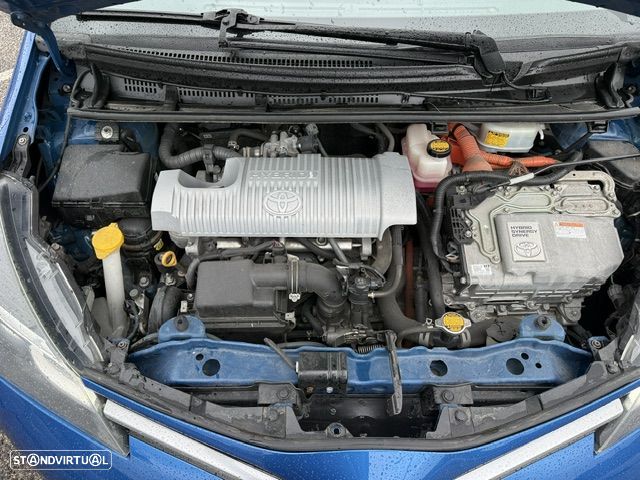 Toyota Yaris 1.5 HSD Comfort +P.Style+Navi - 19