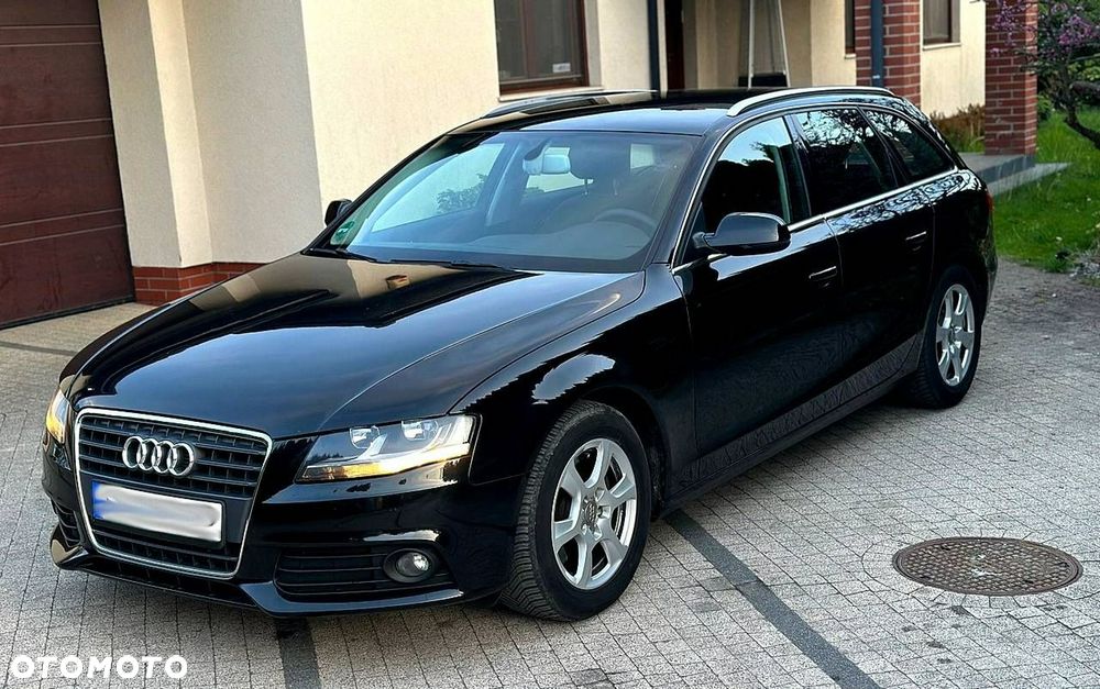 Audi A4 Avant - 22
