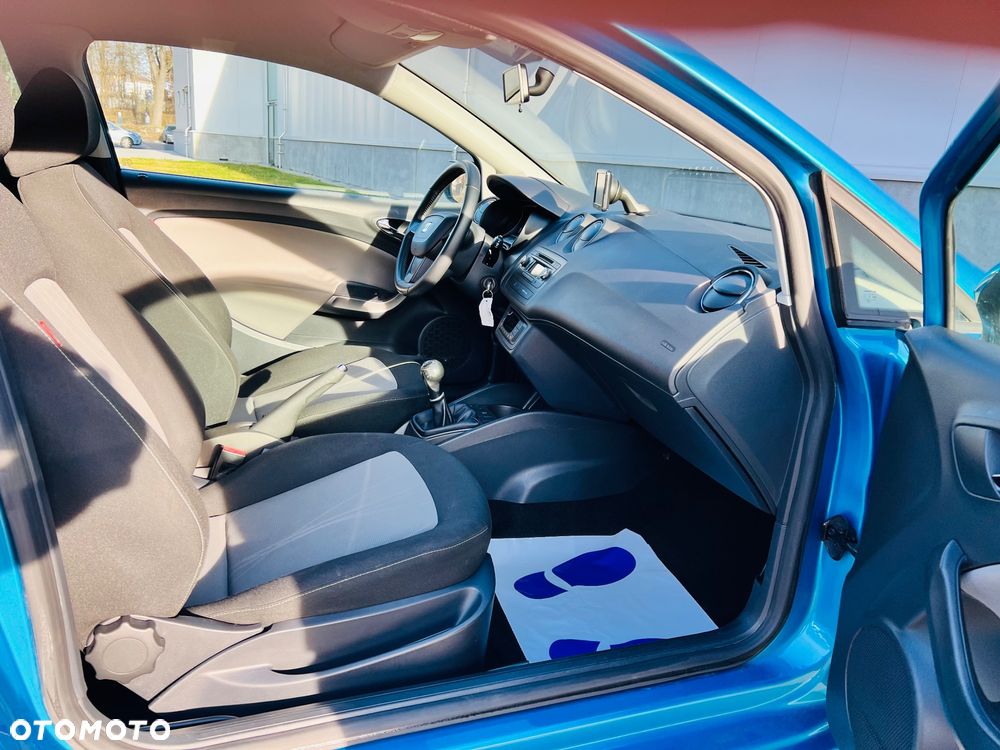 Seat Ibiza SC 1.6 16V Stylance - 30