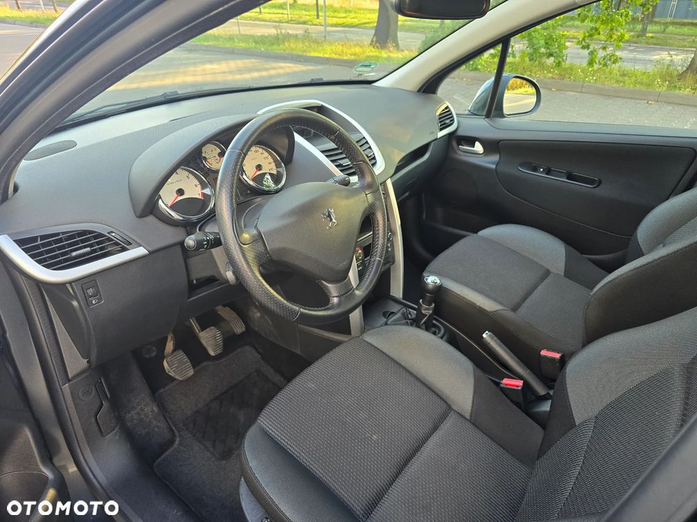 Peugeot 207 95 VTi Forever - 8