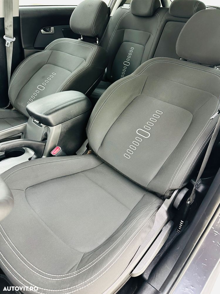 Kia Sportage 2.0 CRDI 4WD Dream-Team Edition - 14