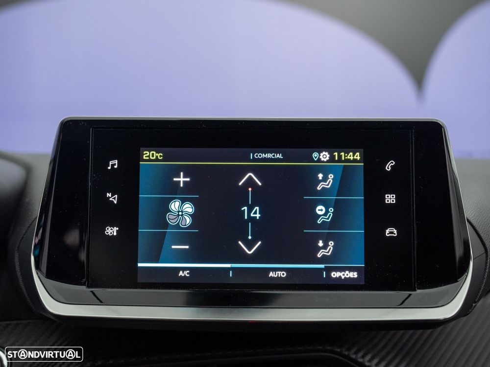 Peugeot e-208 50 kWh Active Pack — fotografia 33