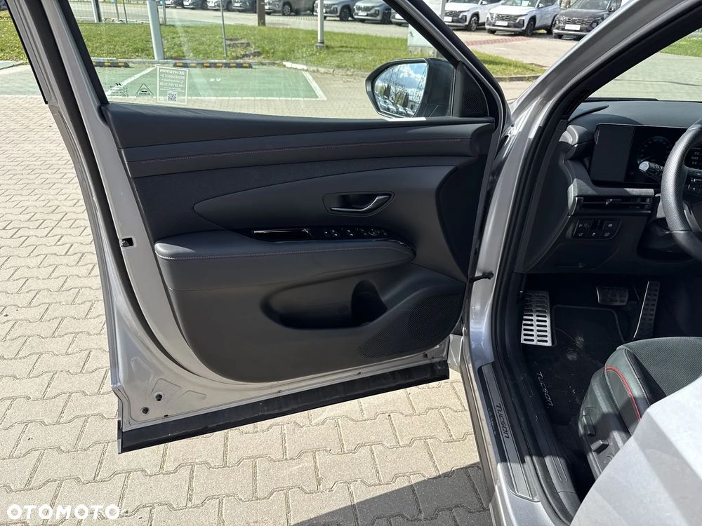 Hyundai Tucson 1.6 T-GDi HEV N-Line 2WD - 12