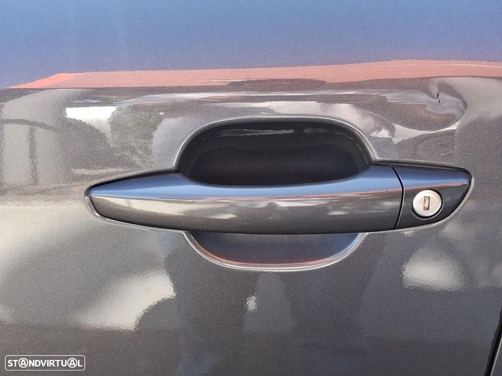 Peugeot 2008 1.2 PureTech Allure EAT8 - 16