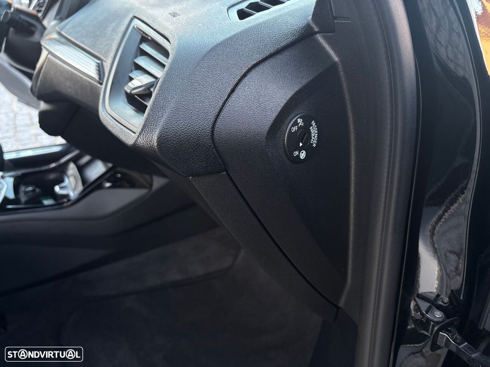 BMW 118 i Pack Desportivo M Auto - 24