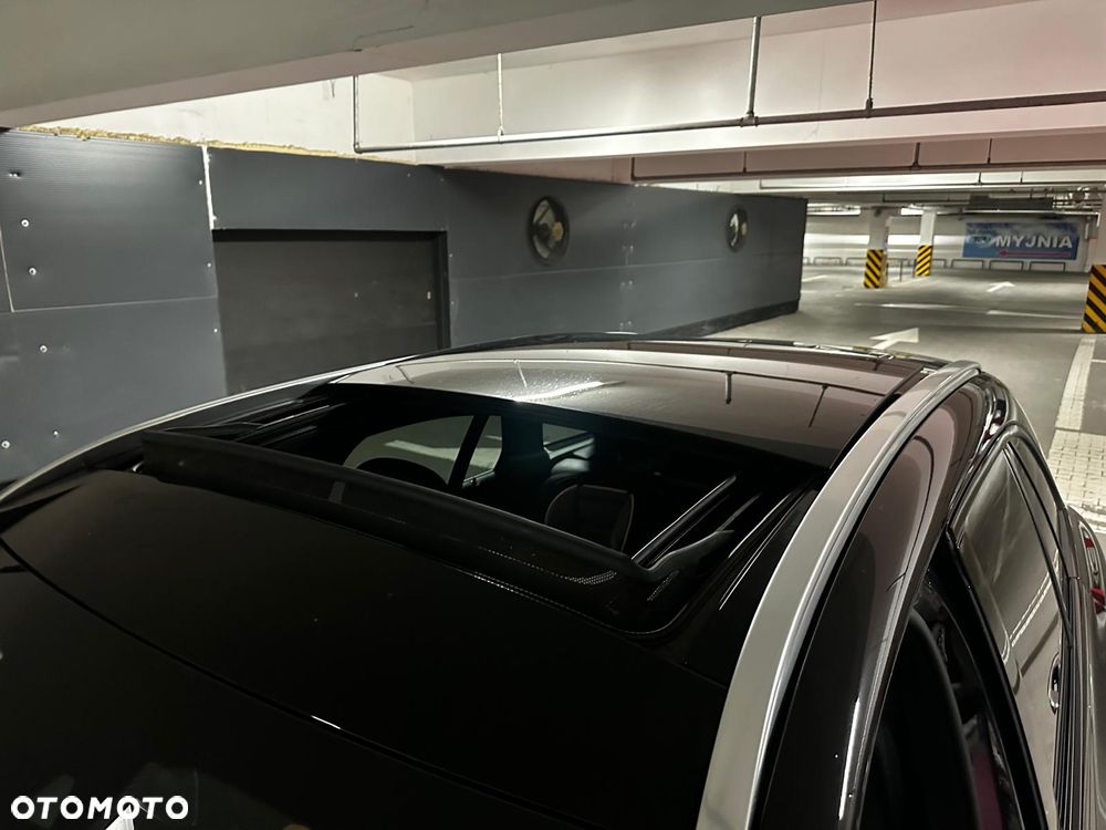 Mercedes-Benz GLC 300 4Matic 9G-TRONIC AMG Line Plus - 13