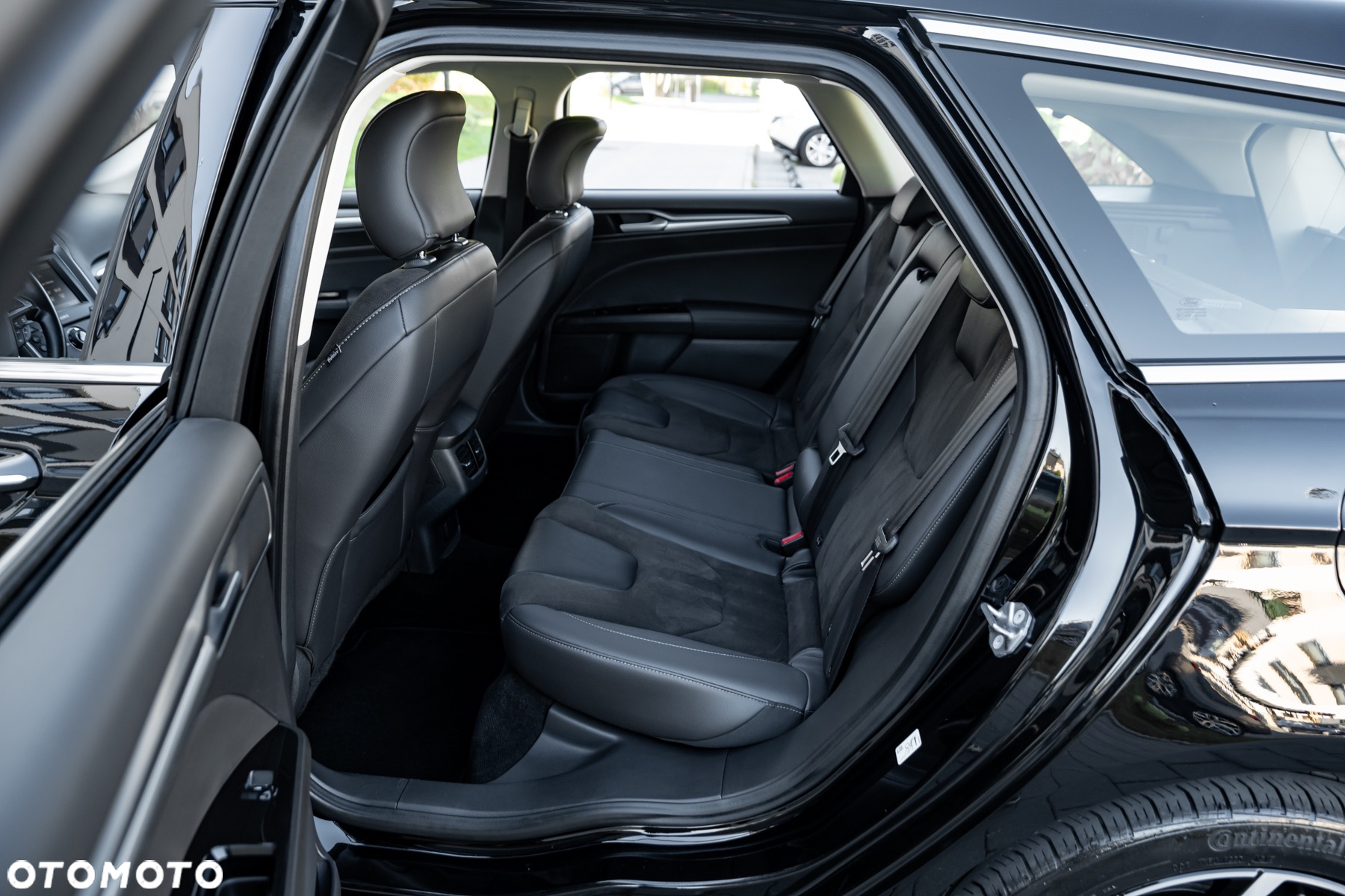 Ford Mondeo - 21