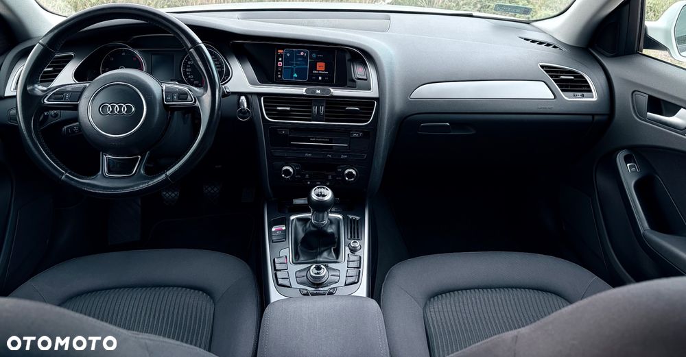 Audi A4 Avant 2.0 TDI - 12