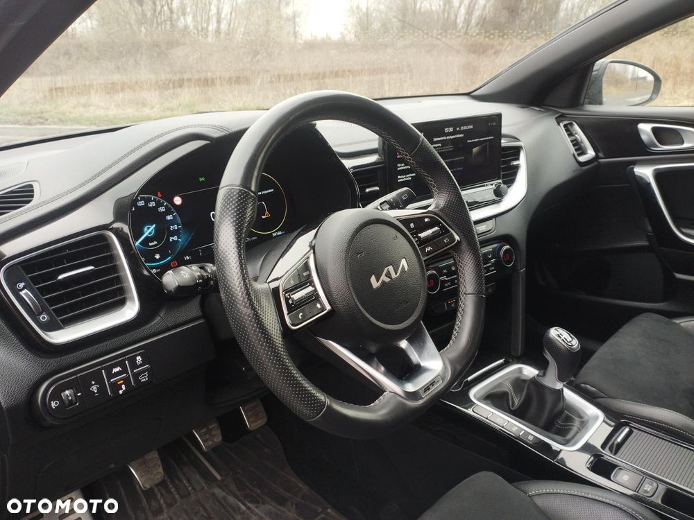 Kia ProCeed - 9