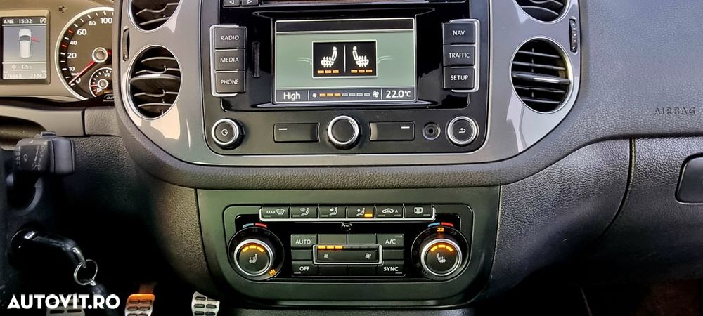 Volkswagen Tiguan - 19