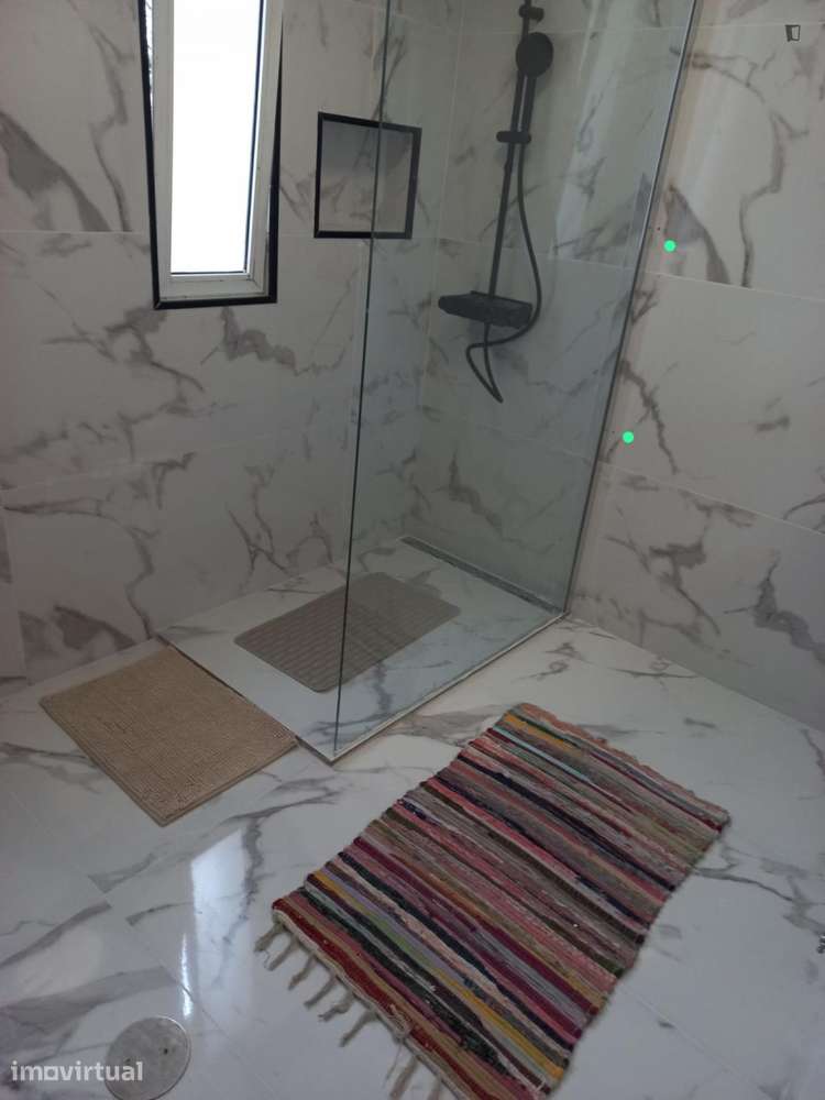 Quarto - localizado em Campanhã Porto - Grande imagem: 5/8