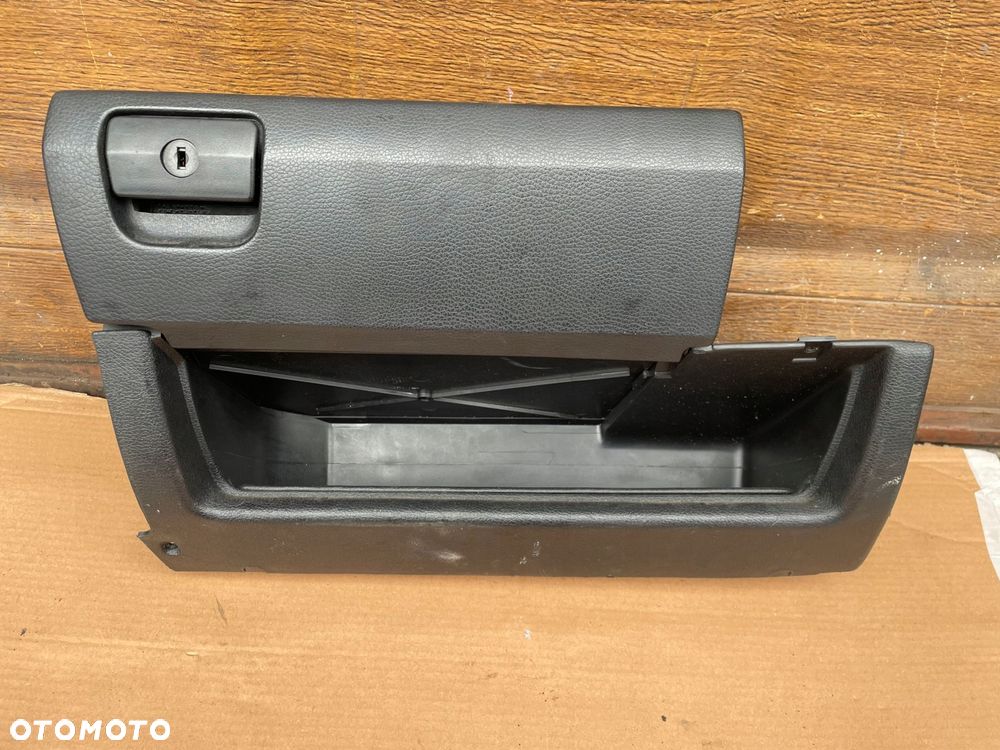 schowek pasażera bmw e36 compact czarny ładny - 1