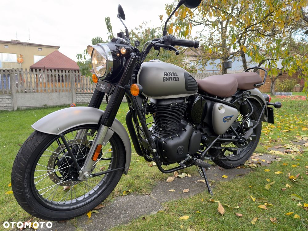 Royal Enfield Classic - 3