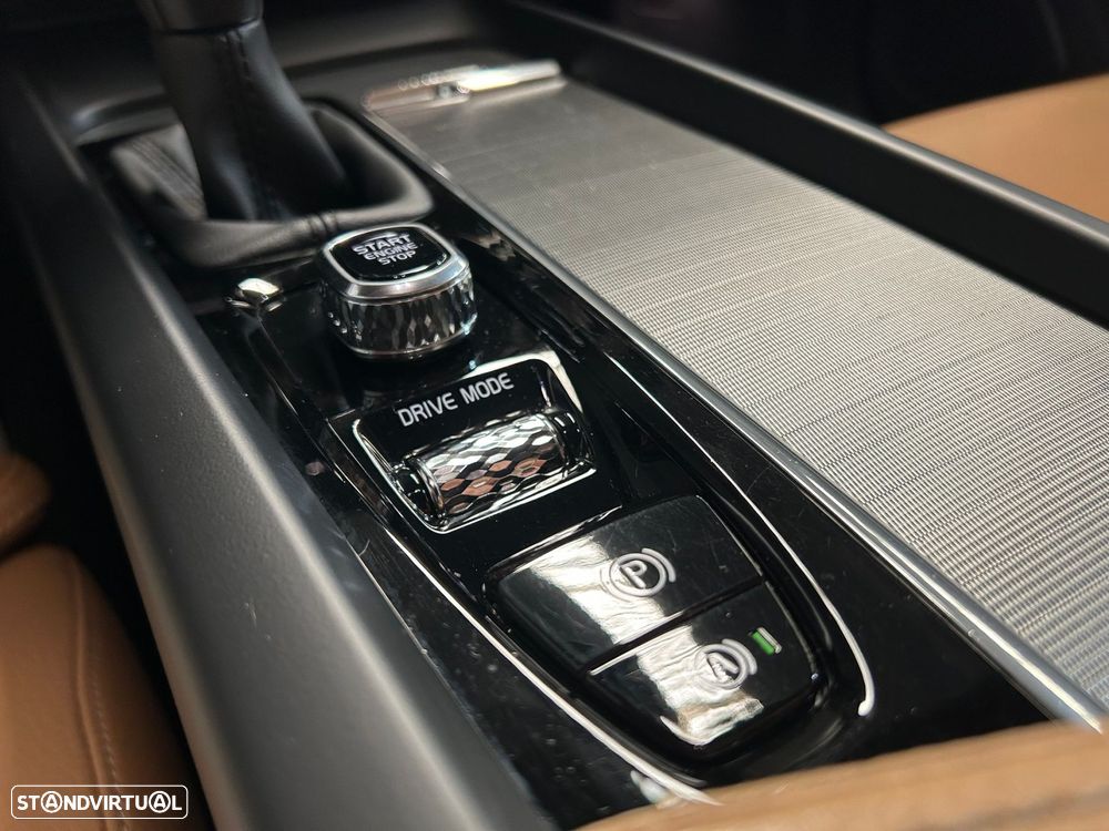 Volvo V60 2.0 D3 Inscription - 34