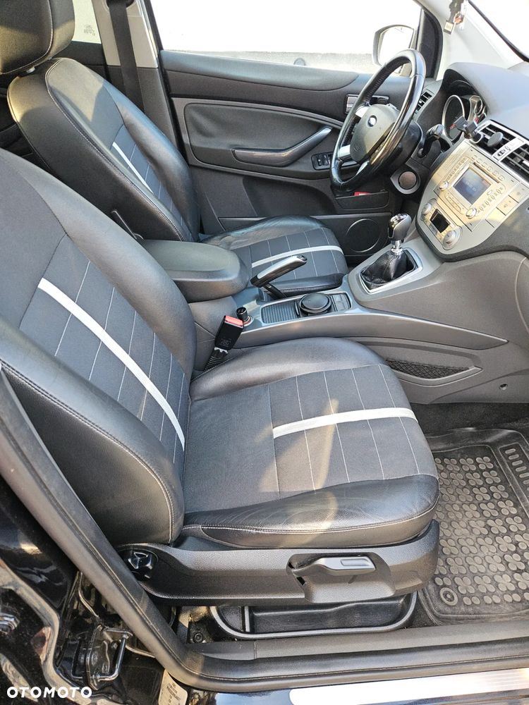 Ford Kuga 2.0 TDCi Titanium - 22