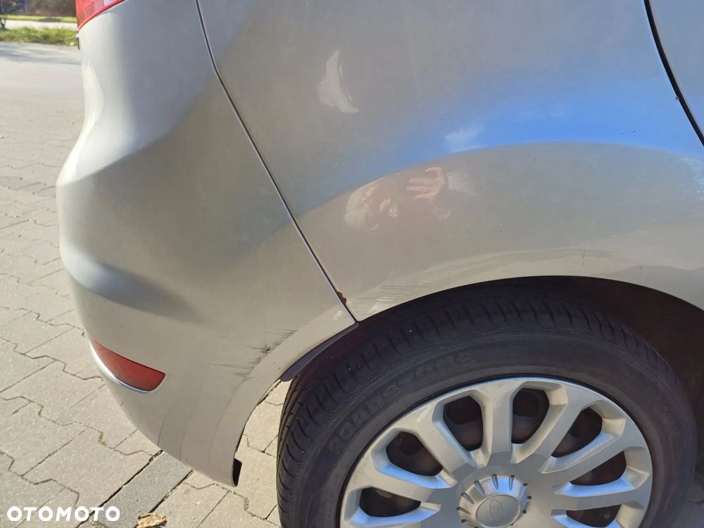 Ford Fiesta 1.25 Ambiente EU5 - 18