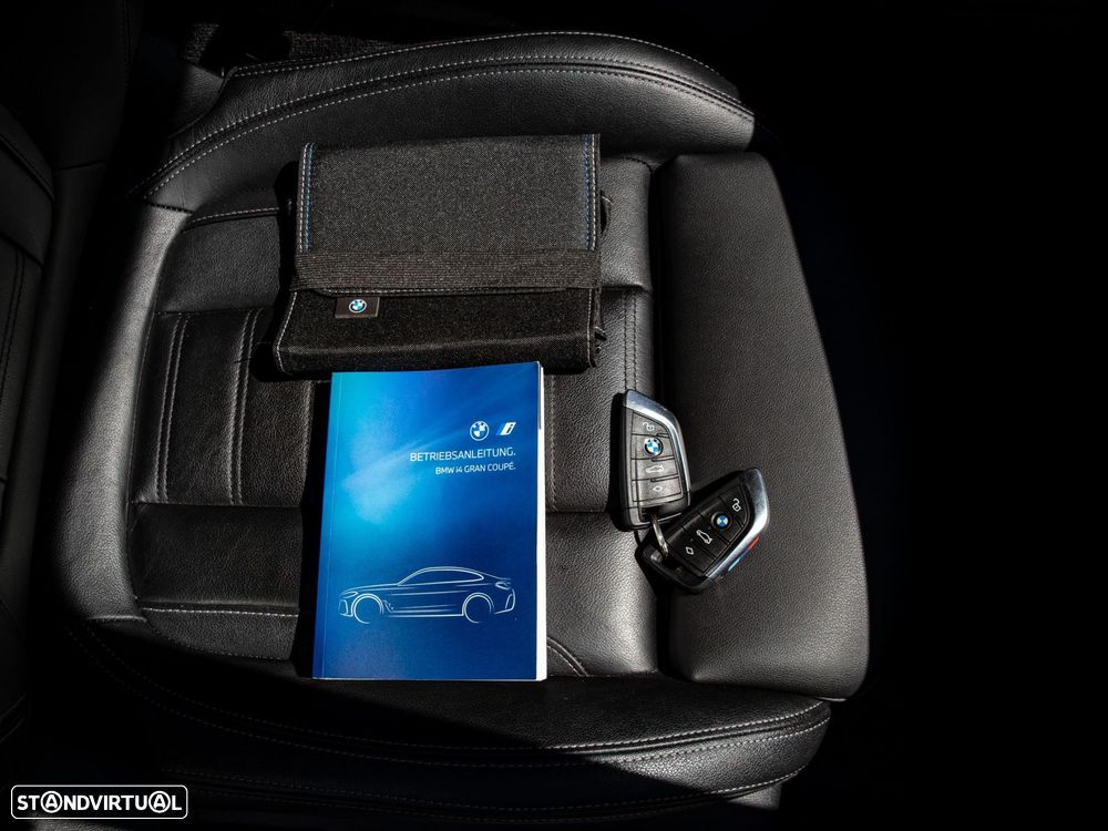 BMW i4 eDrive40 Pack Desportivo M - 36