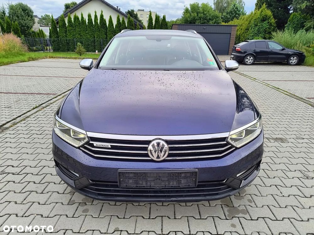 Volkswagen Passat - 8