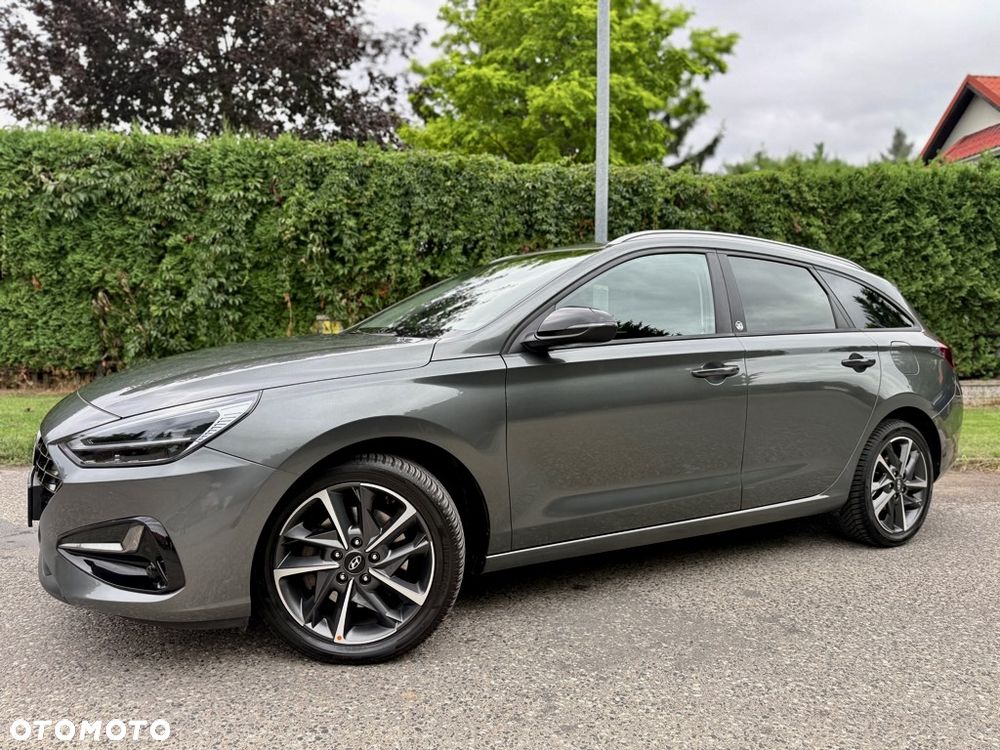 Hyundai i30 1.6 CRDI 48V-Hybrid DCT EDITION 30+ - 17