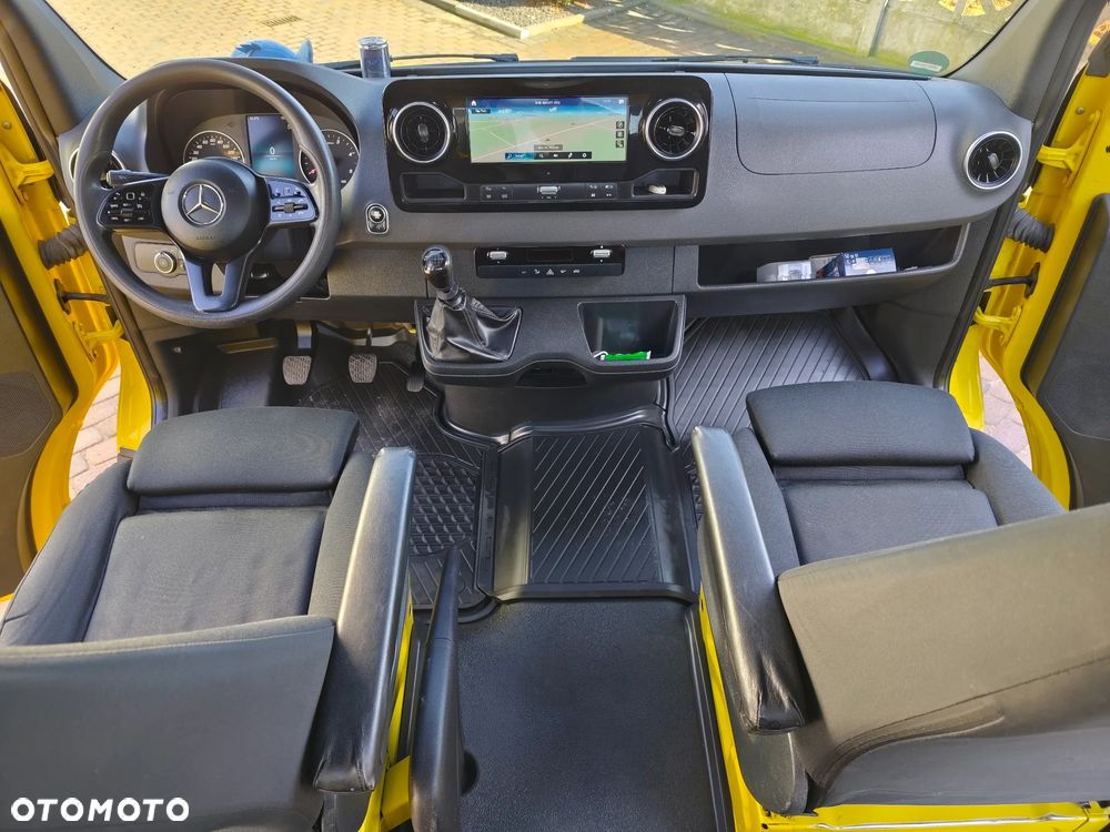 Mercedes-Benz SPRINTER 317 CDI 170KM MAXI LONG DOKA 6OSOBOWA SKRZYNIA KAMERA KLIMATRONIC NAVI COMMAND INTERNET HAK 3500 KG TEMPOMAT cały w oryginale Fotele KOMFORTY podgrzewane - 18