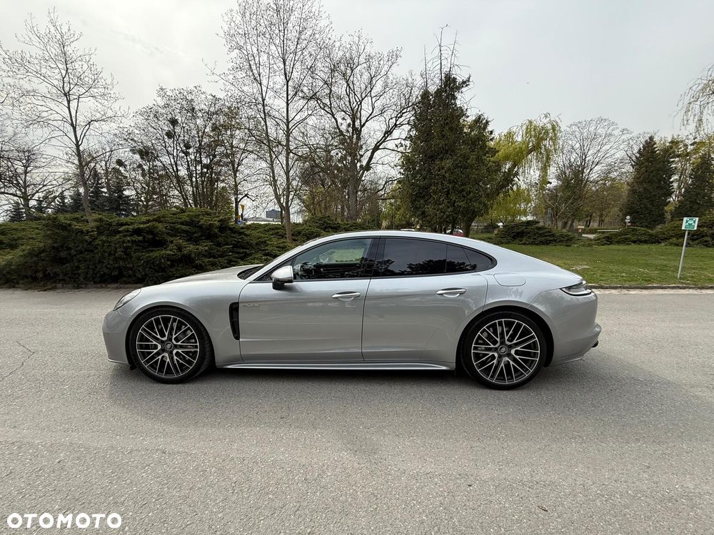 Porsche Panamera 4 - 5