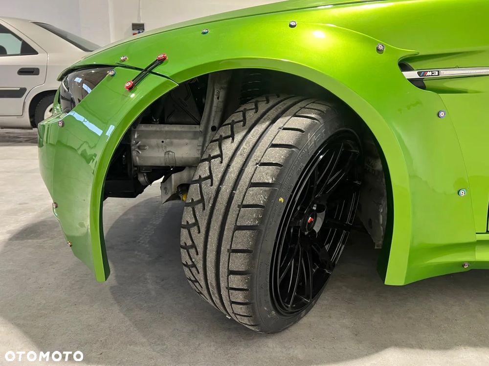 BMW Seria 3 335i - 25