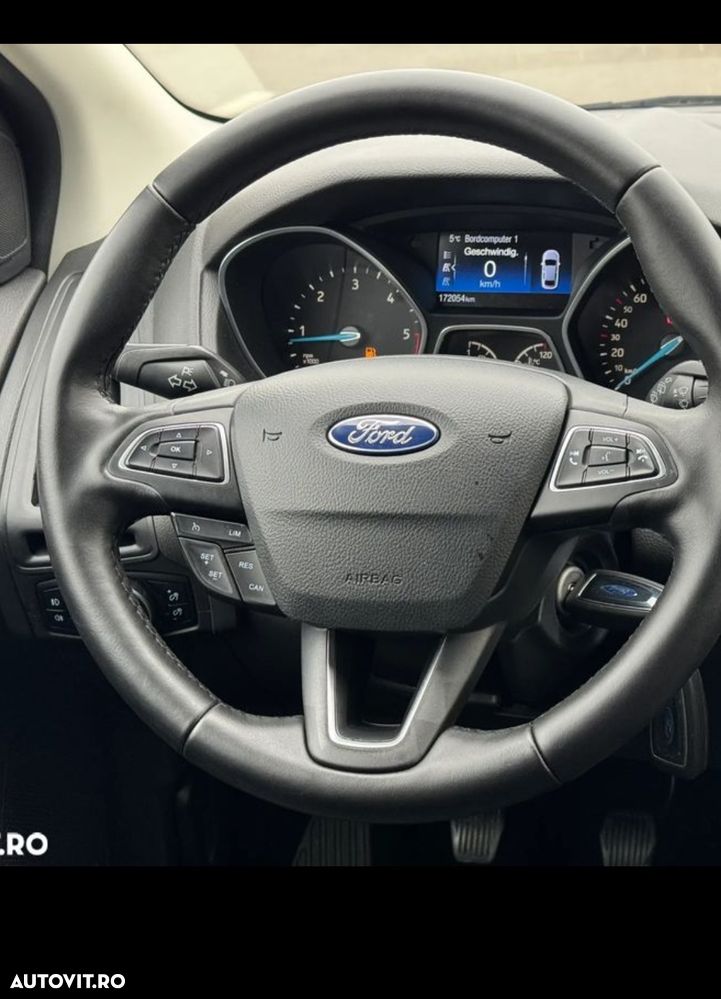 Ford Focus 1.5 TDCi Trend - 9