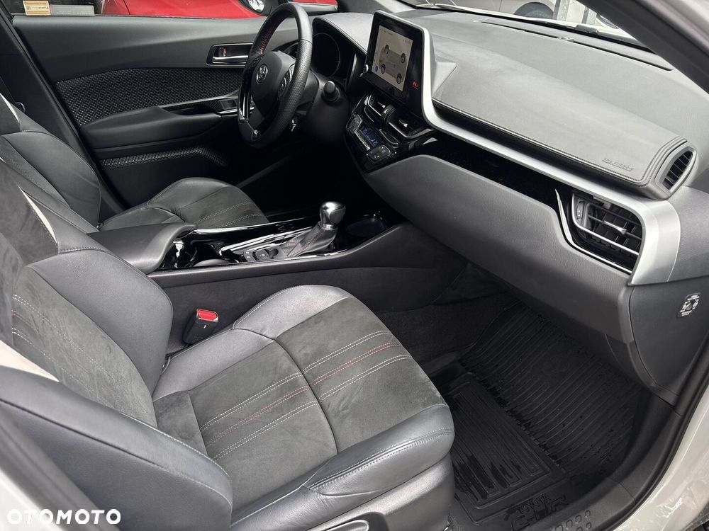 Toyota C-HR 2.0 Hybrid GR Sport - 22