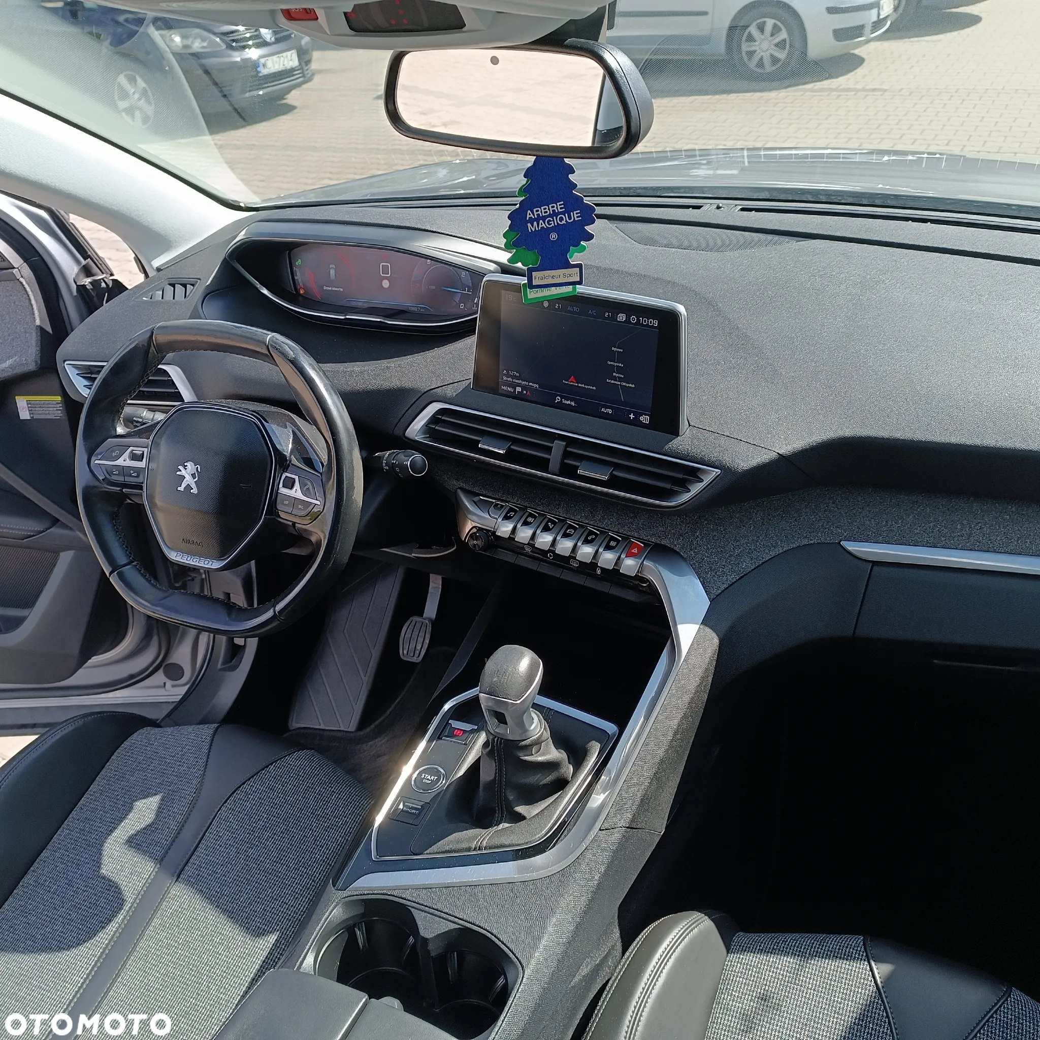 Peugeot 3008 1.2 PureTech Allure Pack S&S - 11