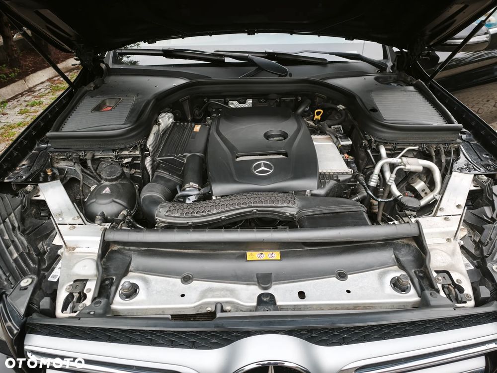 Mercedes-Benz GLC 300 4-Matic - 9