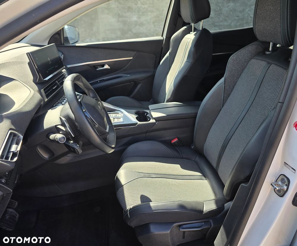 Peugeot 3008 1.6 PureTech Hybrid PHEV Allure Pack S&S EAT8 - 21