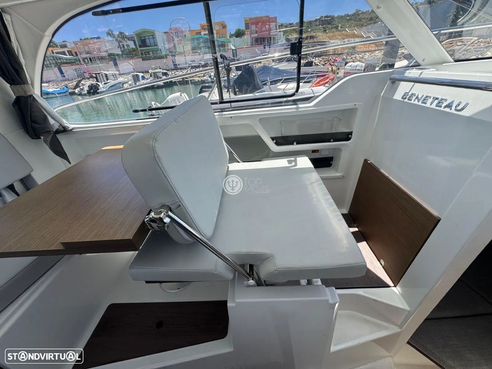 Beneteau Antares 8 - 12