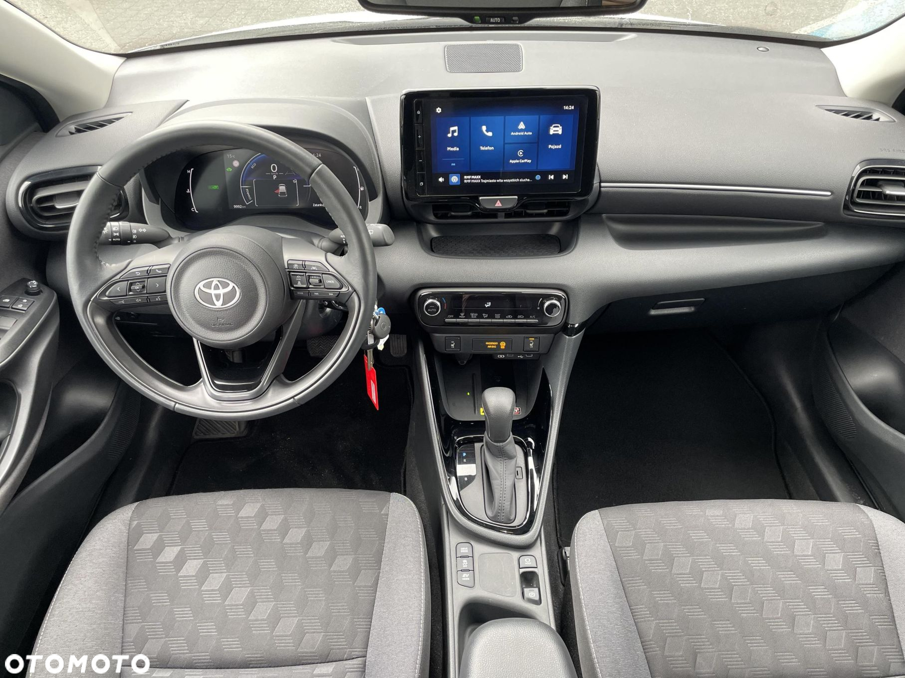Toyota Yaris Hybrid 1.5 Style - 13