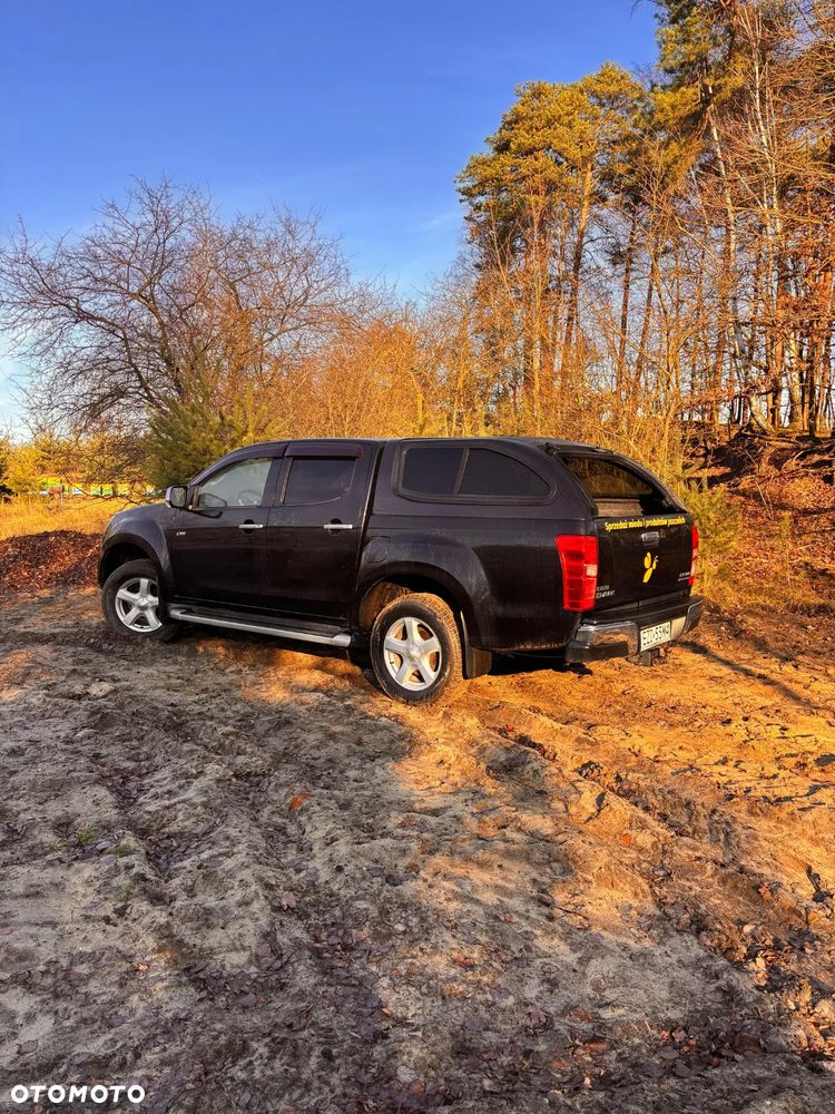 Isuzu D-Max 2.5 DC LSX - 23
