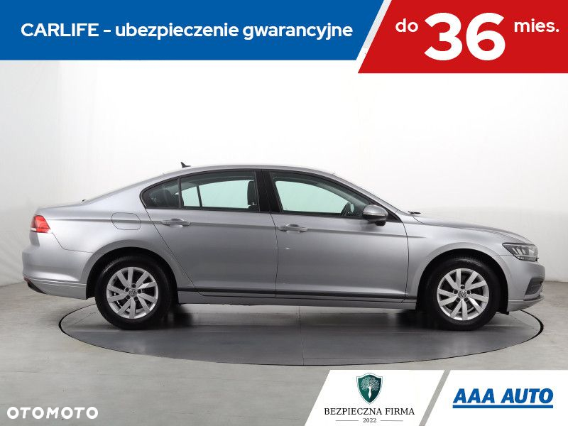 Volkswagen Passat - 7