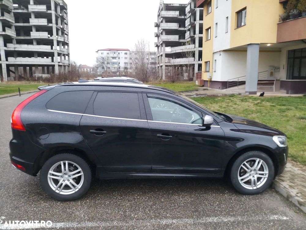 Volvo XC 60 D4 AWD Momentum - 14