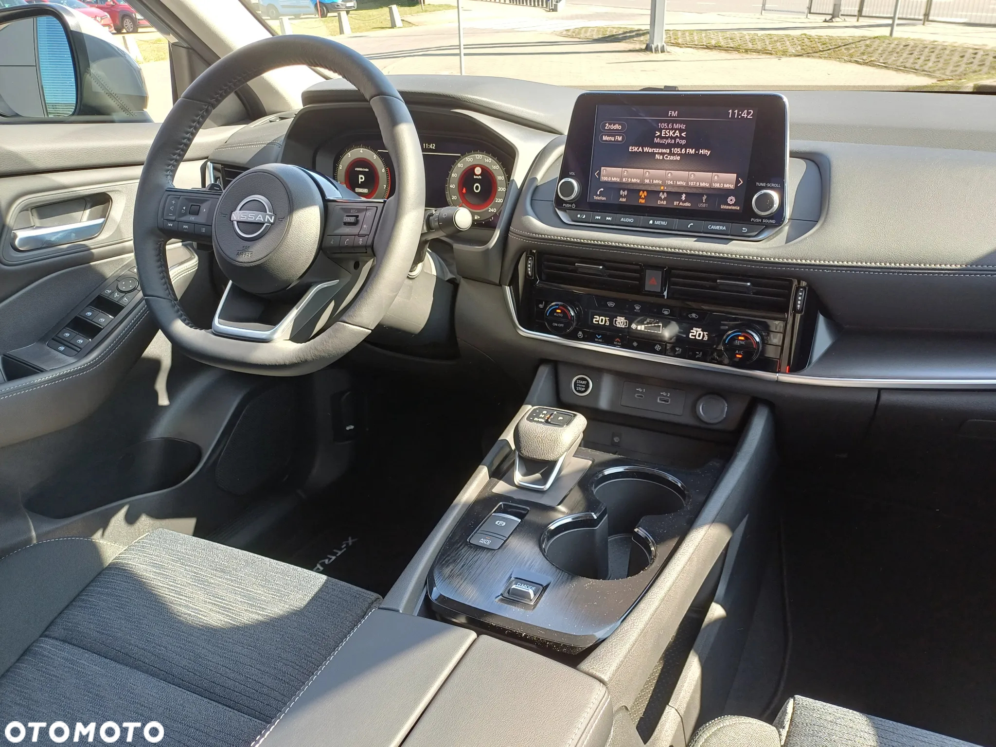 Nissan X-Trail - 11