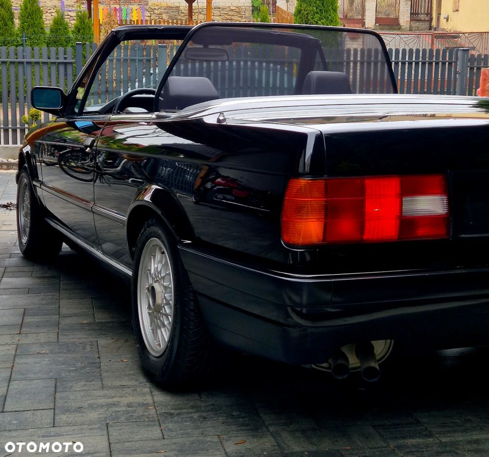 BMW Seria 3 320i - 14