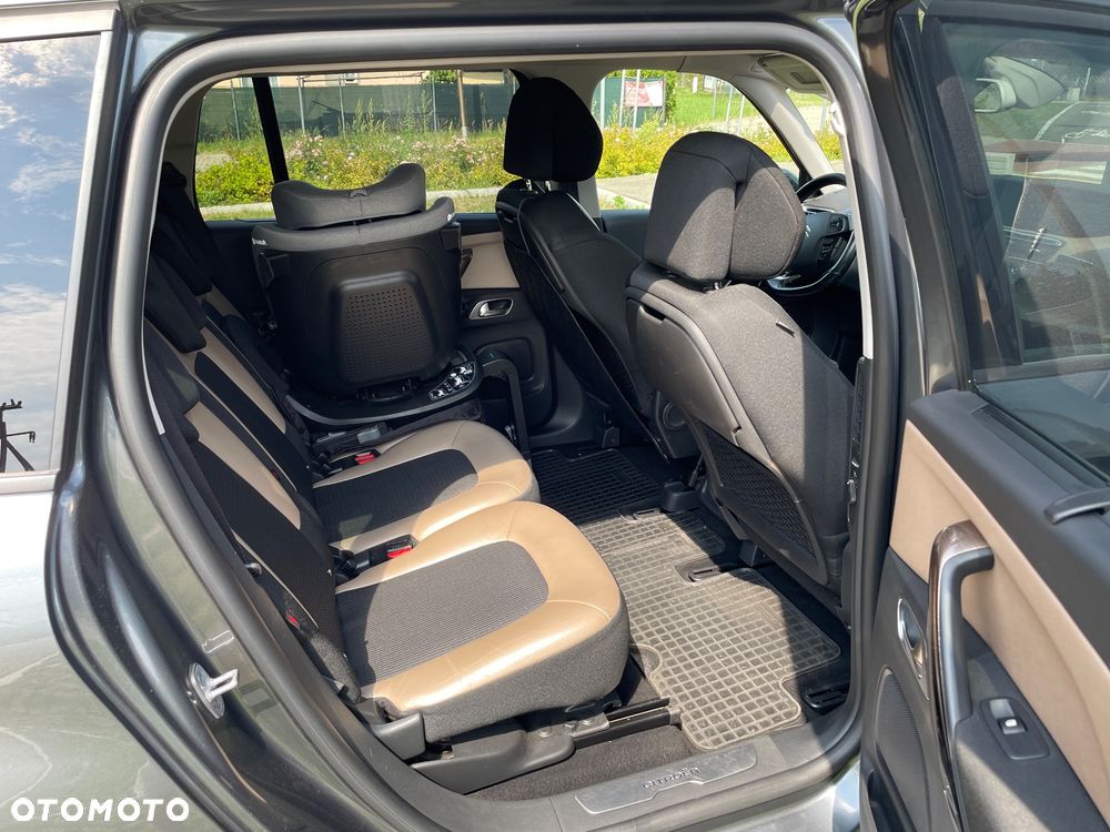 Citroën C4 Grand Picasso - 26