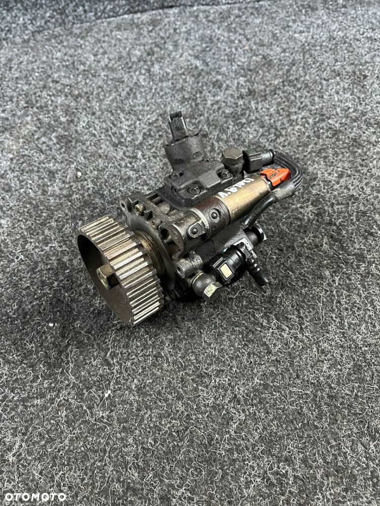 citroen pompa wtryskowa 1.6 TDCI 9641852080 5WS40008