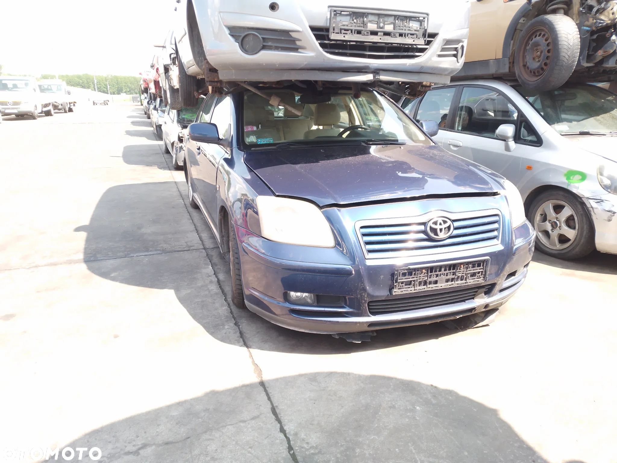TOYOTA AVENSIS T25 03-06 2.4 KLAPA BAGAŻNIKA 8P4 - 2