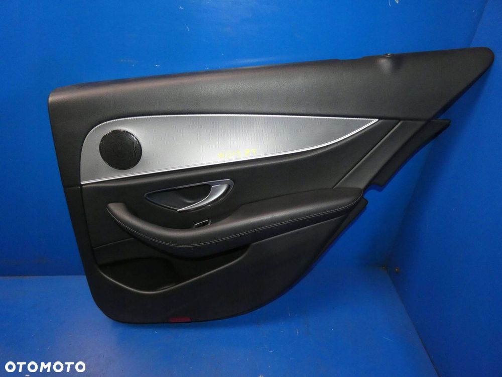 MERCEDES E KLASA W213 BOCZEK TAPICERKA DRZWI PRAWY TYŁ - 1