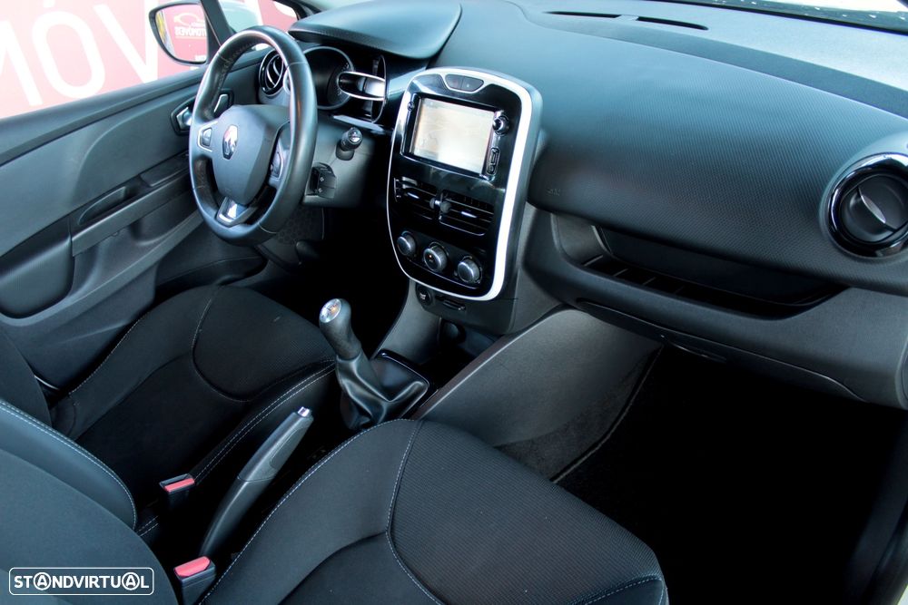 Renault Clio Energy dCi 90 Start & Stop Experience - 23
