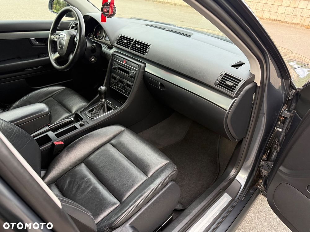 Audi A4 Avant - 23