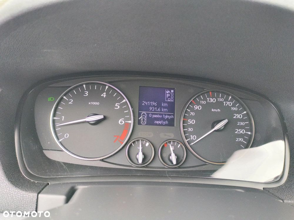 Renault Laguna 3.5 V6 Initiale - 7